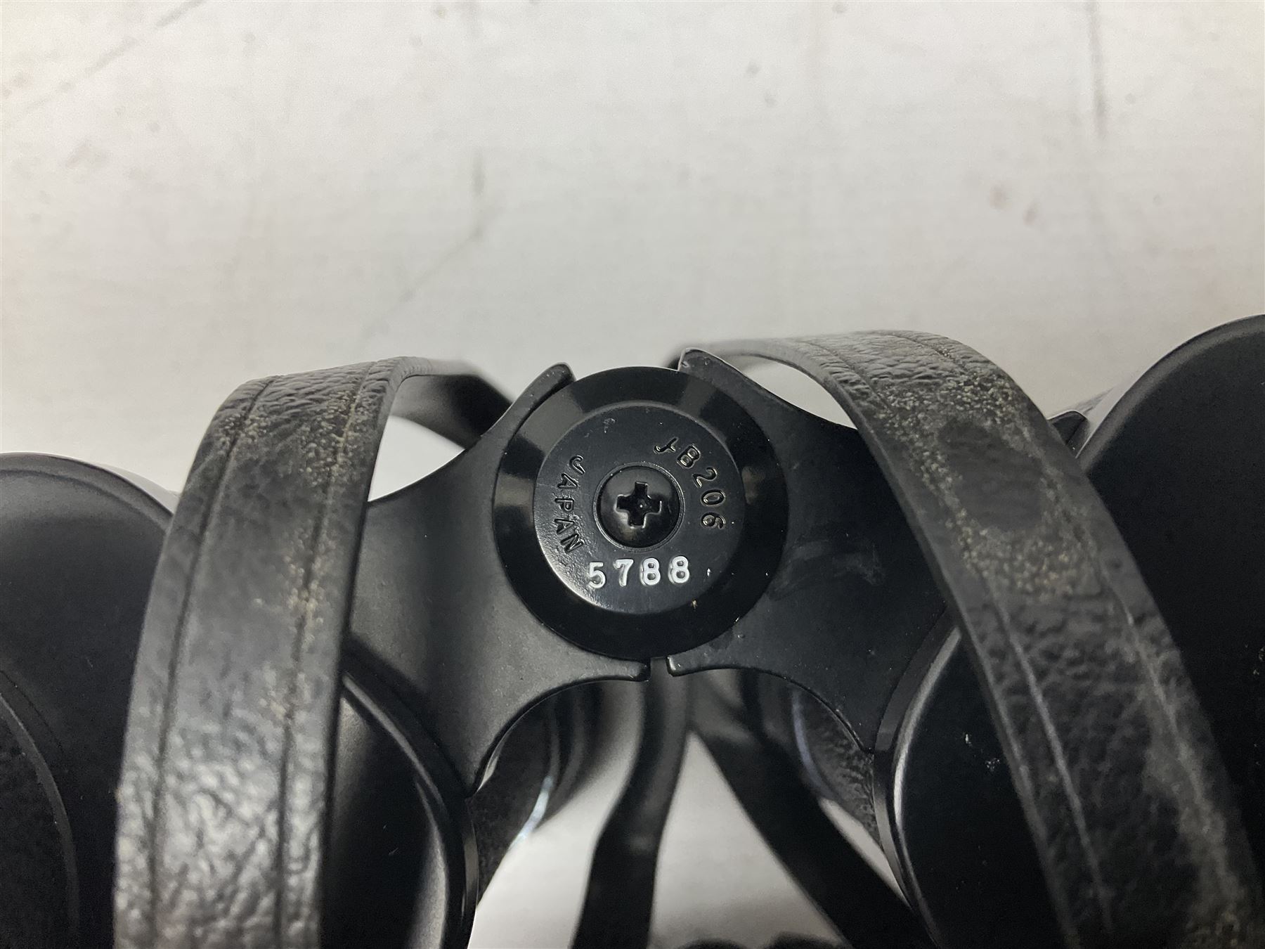 Eleven cased pairs of binoculars, to include Omiya 8x30, Tasco, Esde-Optik 8x40 Weitwinkel, Chinon 10x50 Field. Aico Rapide 8x30, Astralite zoom 6x- 14x32, etc