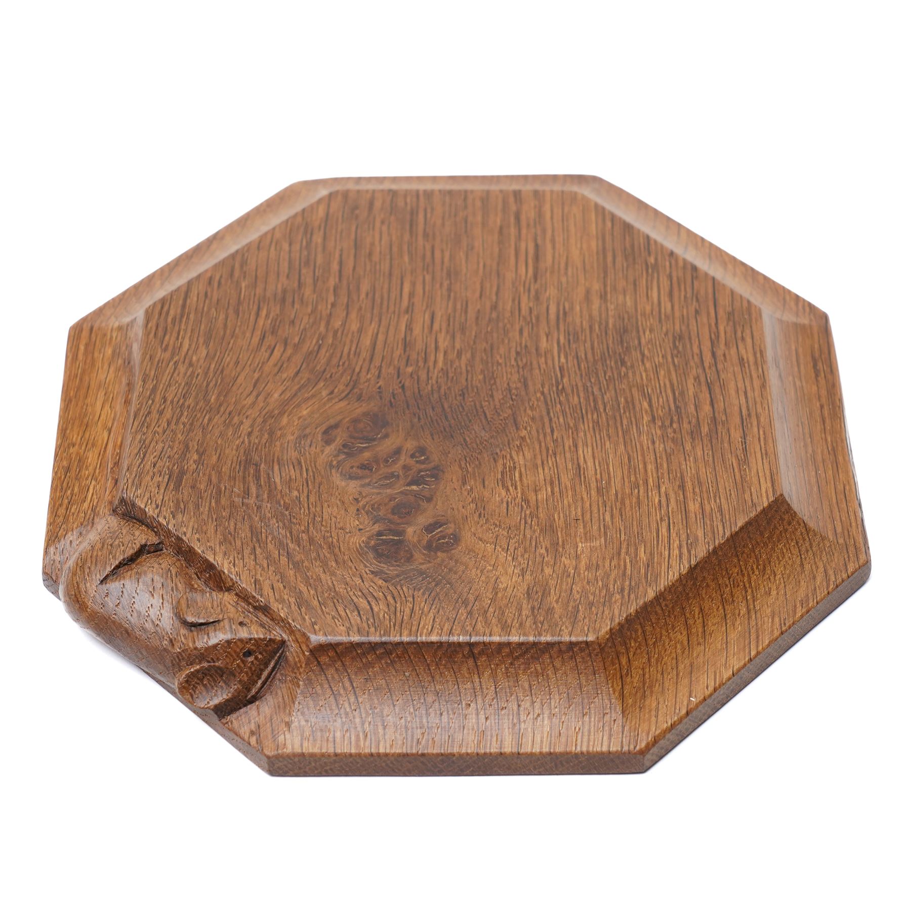 Mouseman - Small oak octagonal herb chopping board with carved mouse signature by the workshop of Robert Thompson, Kilburn W19cm