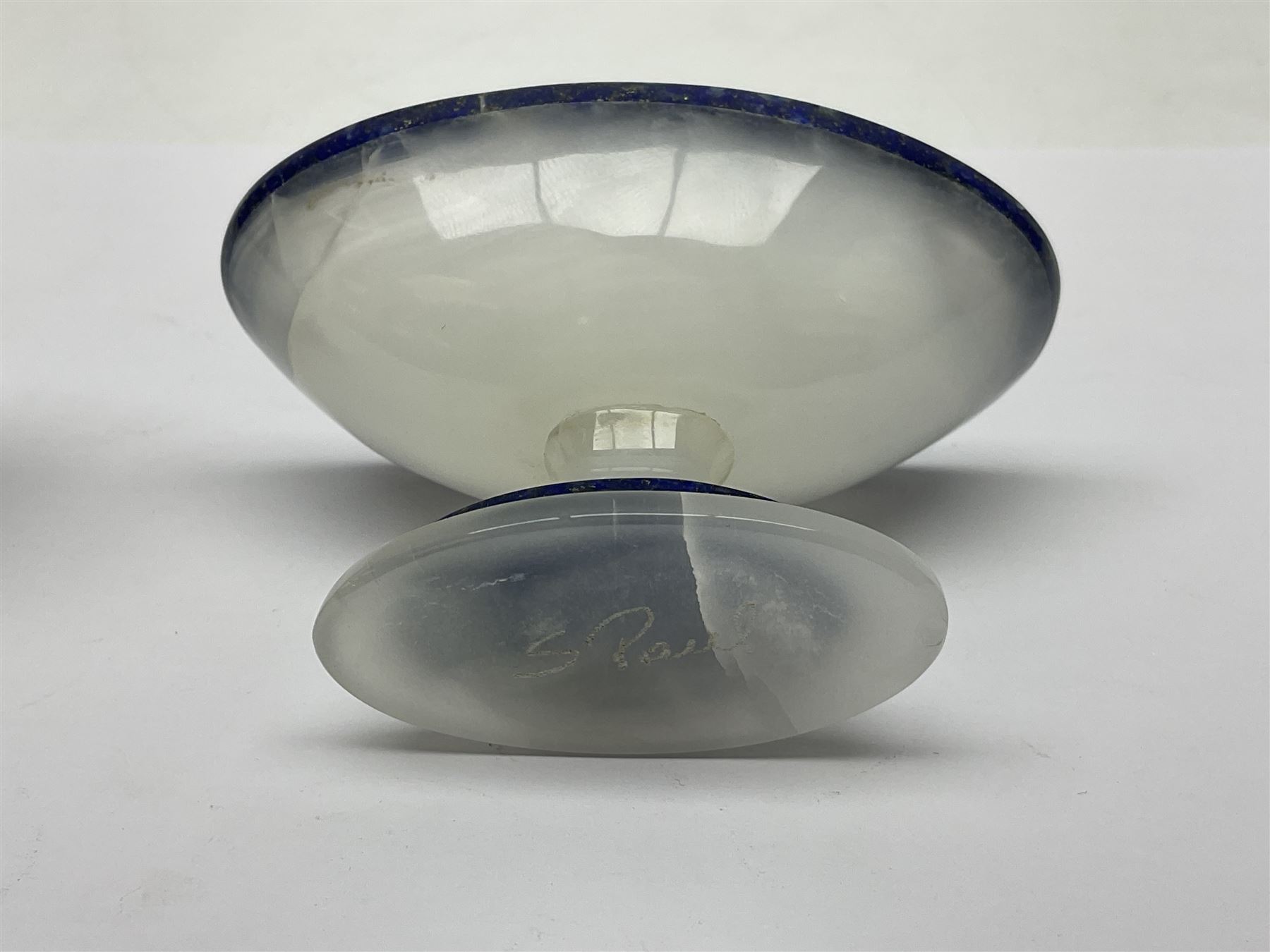 Pair of lapis lazuli and agate open salts, of navette form, upon a stepped oval pedestal foot, H5cm, L8cm