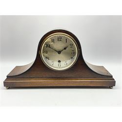 Early to mid 20th century oak mantel clo