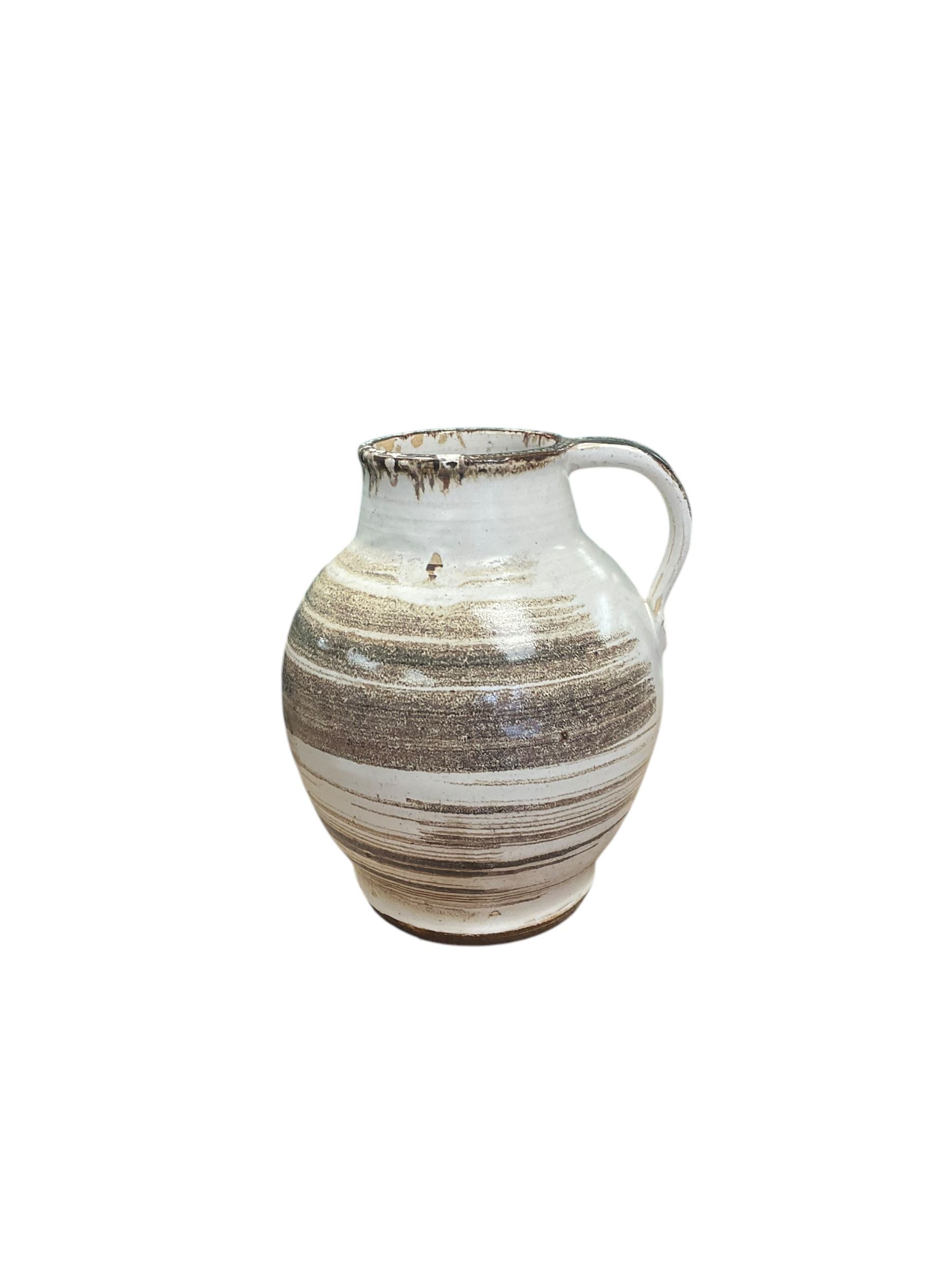 Barbara Cass (1921-1992) studio pottery jug, H22cm