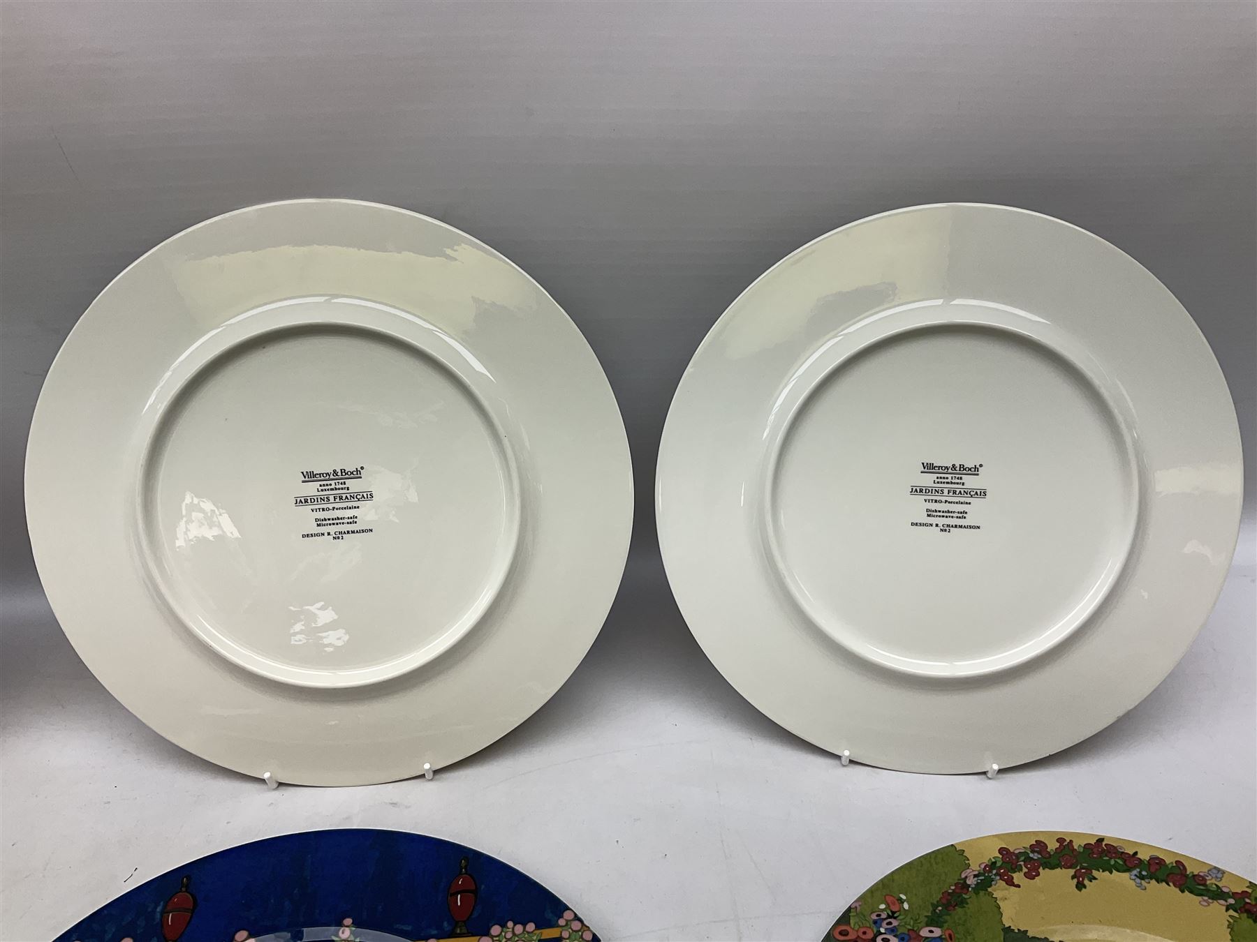 Set of six Villeroy & Boch chargers from the Jardins Francais