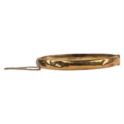 9ct gold hinged bangle, hallmarked