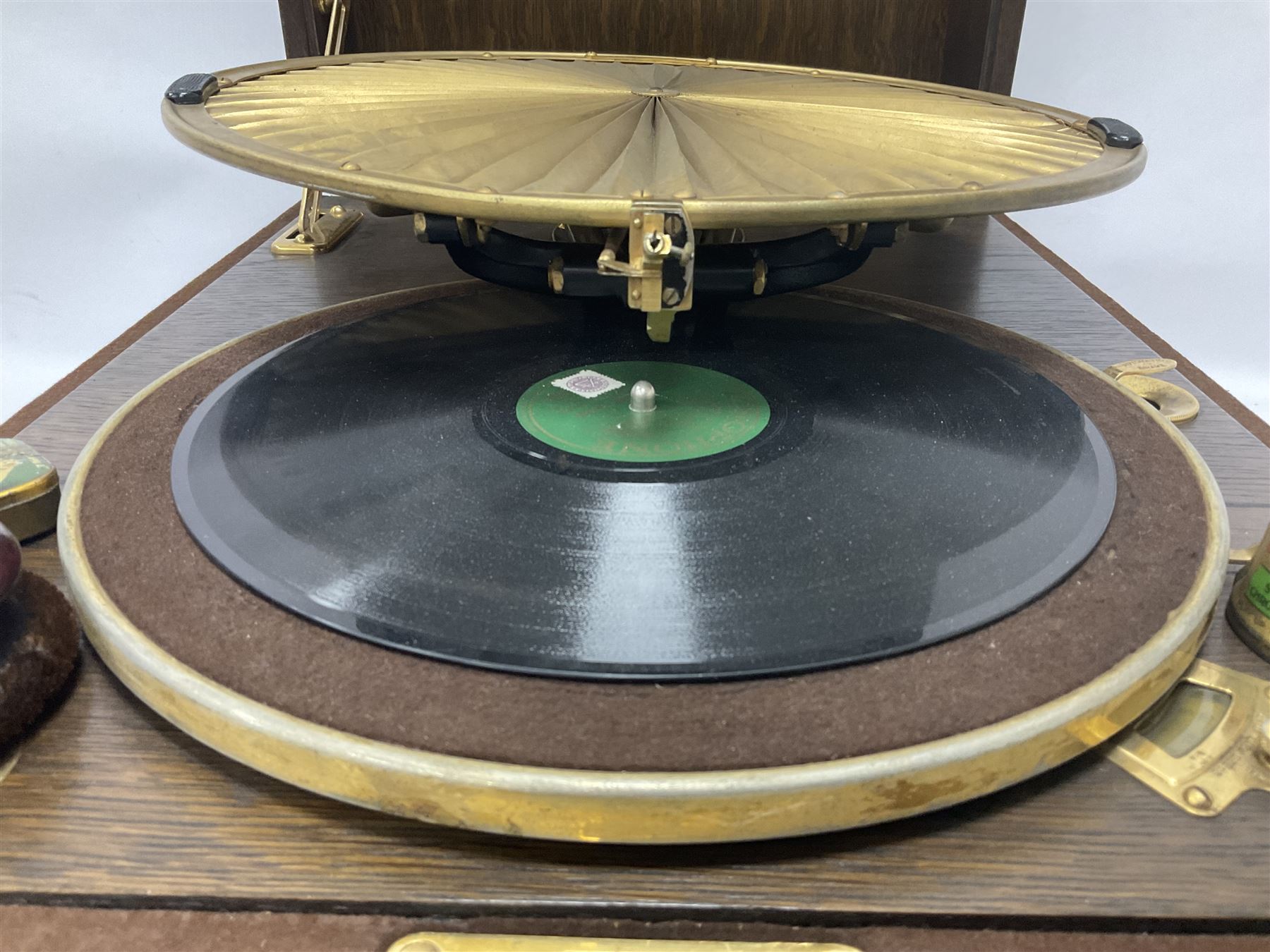His Master's Voice Lumiere Gramophone, model no. 460 c1925, oak cased table top model with 12