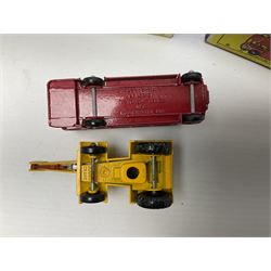 Matchbox 1-75 Series - Carry Case containing thirteen models comprising 2d, 5a, 8a, 9b, 10c, 11c, 13c, 14c, 17d, 25c, 27d, 28c and 31e (Superfast); all boxed