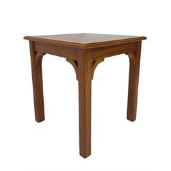 Yew wood square lamp table, figured top