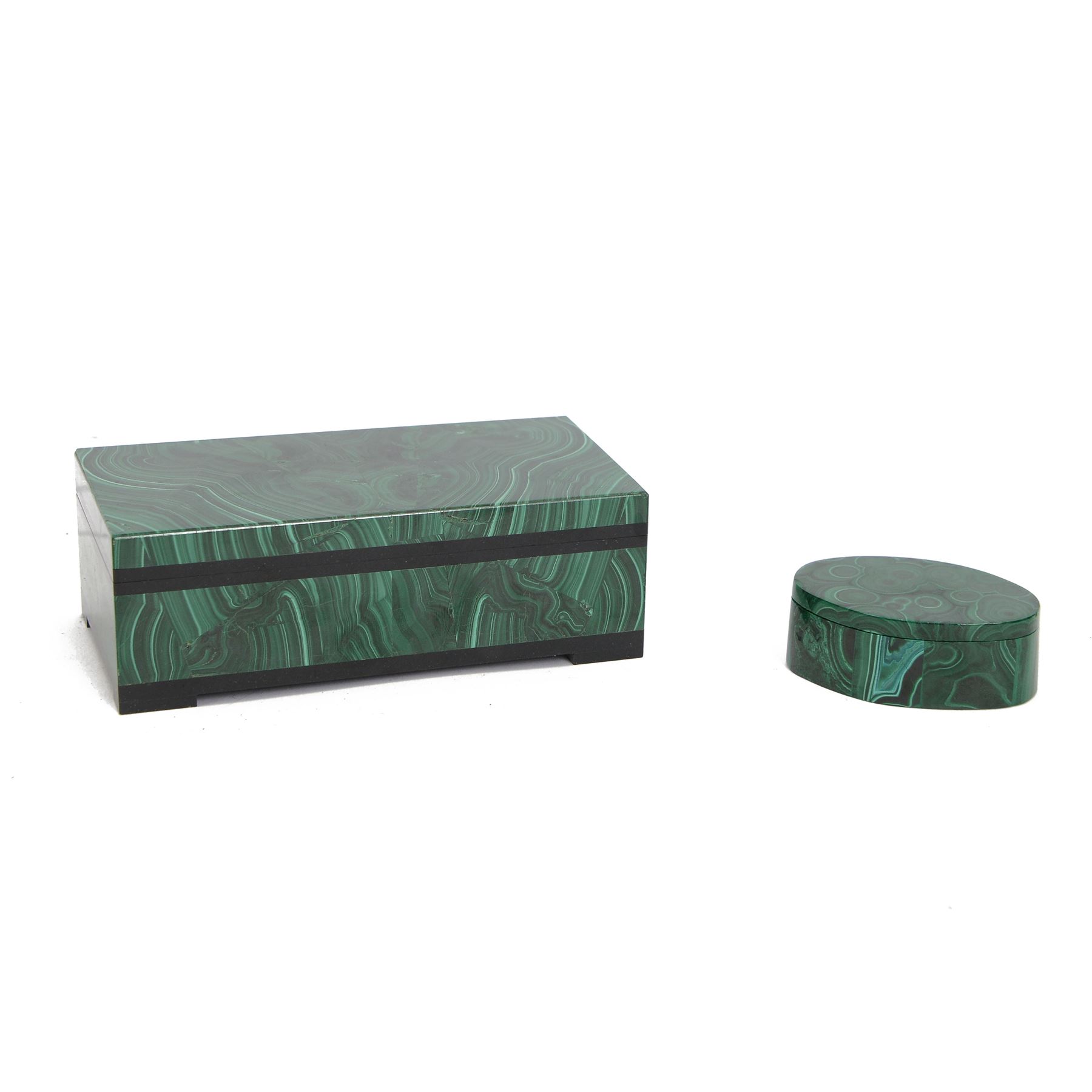Mosaic malachite trinket box, of rectangular form, the hinged cover opening to reveal a black velvet interior, together with a smaller oval malachite box with removable cover, hinged box H4cm
