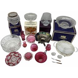 Group of glassware, to include boxed Thomas Webb Crystal footed dish, boxed Thomas Webb Crystal rose bowl, boxed Dartington comport, boxed Caithness glass, Carnival glass footed bowl, assorted cranberry glass, etc., in two boxes