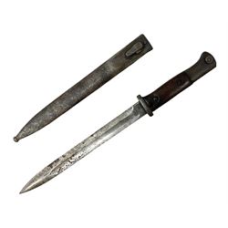 German Model 1884/98 knife bayonet with 25cm fullered steel blade marked J.A. Henckels; in steel scabbard L40.5cm overall