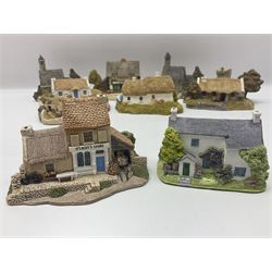 Sixteen Lilliput Lanes from the Irish Collection, to include Kilmore Quay, Causeway Cottage, Blarney Castle, Quite Cottage etc, all with boxes and deeds 