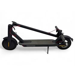Xiaomi M365 Electric Scooter
