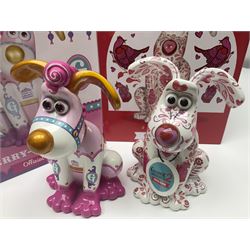 Wallace & Gromit - Gromit Unleashed: two Aardman Animations The Grand Appeal 'Gromit Unleashed' figures comprising Cupid and Merry-Go Gromit, both with boxes