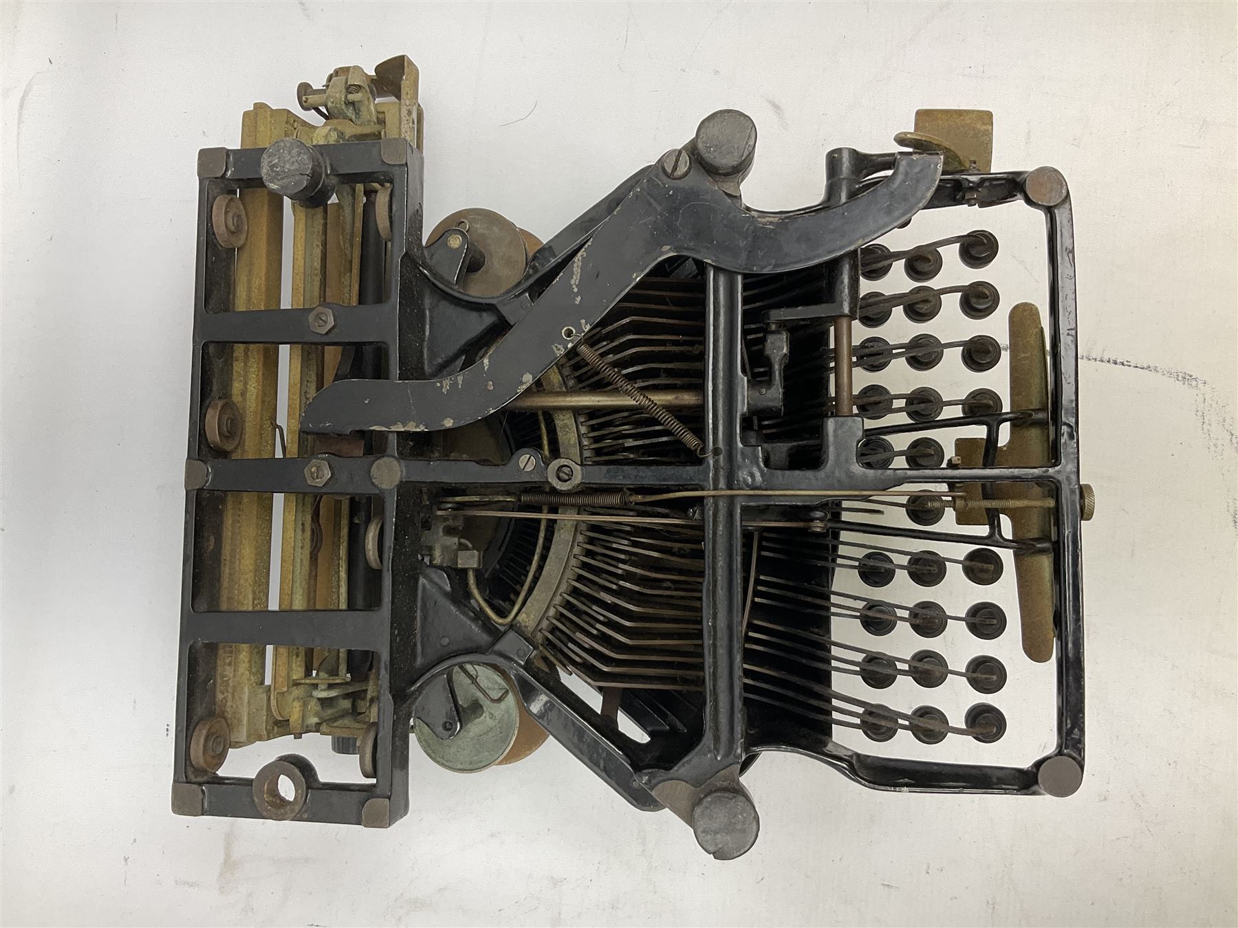 Early 20th Century 'The Empire' typewriter, L33cm H13cm