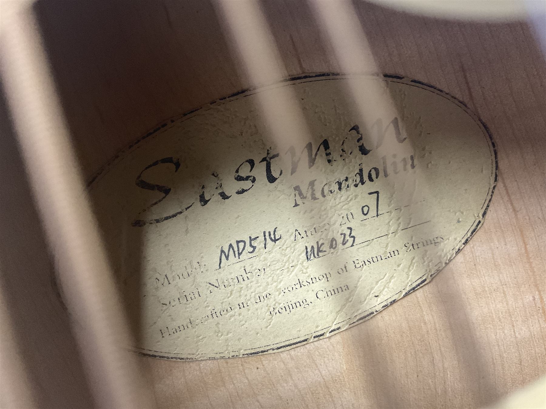 Eastman eight-string mandolin model MD514 2007 serial no.UK023 L68cm; in Hiscox hard carrying case