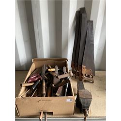 Paramo heavy duty vice, planes, hammers, saws and other tools - THIS LOT IS TO BE COLLECTED BY APPOINTMENT FROM DUGGLEBY STORAGE, GREAT HILL, EASTFIELD, SCARBOROUGH, YO11 3TX