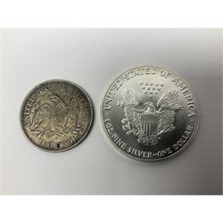 United States of America coinage, including 1876S half dollar (holed), various quarter dollars, 1986 one ounce fine silver dollar, 1988 uncirculated coin set etc