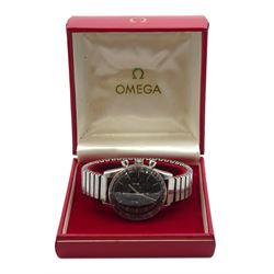 Omega Speedmaster pre-moon chronograph wristwatch, circa 1967, manual wind movement No. 24001391, cal. 321, on expanding bracelet, boxed