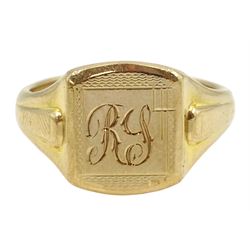 9ct gold signet ring with engraved R S initials, hallmarked
