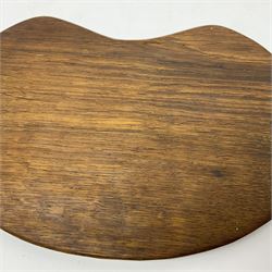 Mouseman - oak kidney-shaped cheeseboard, the handle caved with mouse signature, by the workshop of Robert Thompson, Kilburn 