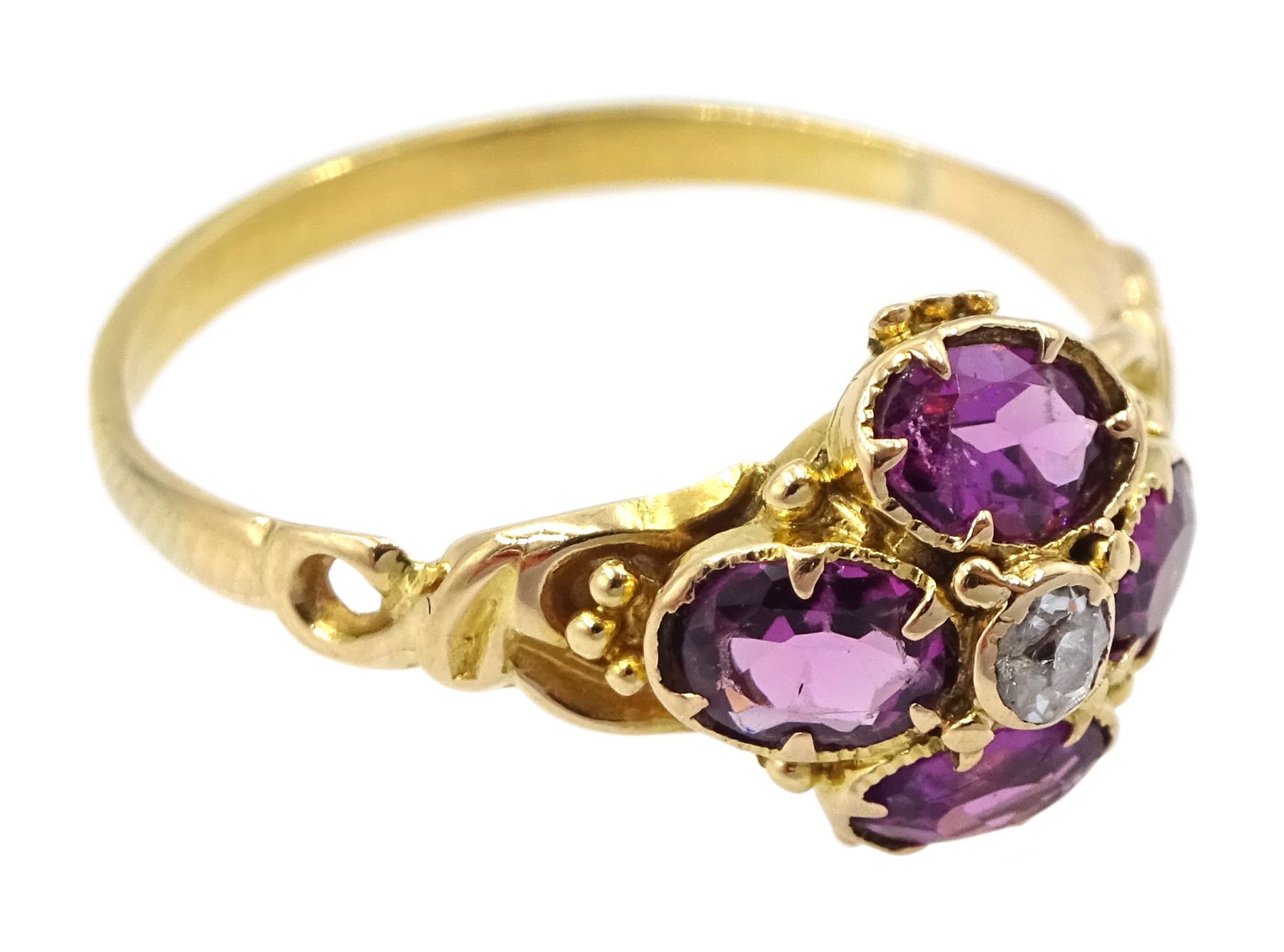 Victorian 15ct gold oval garnet and old cut diamond cluster ring