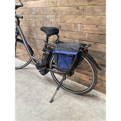 Kalkhoff Jubilee i7 electric bike and 11Ah battery, with charger lock and manual