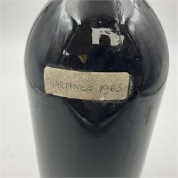 Martinez, 1963 vintage port, unknown contents and proof 