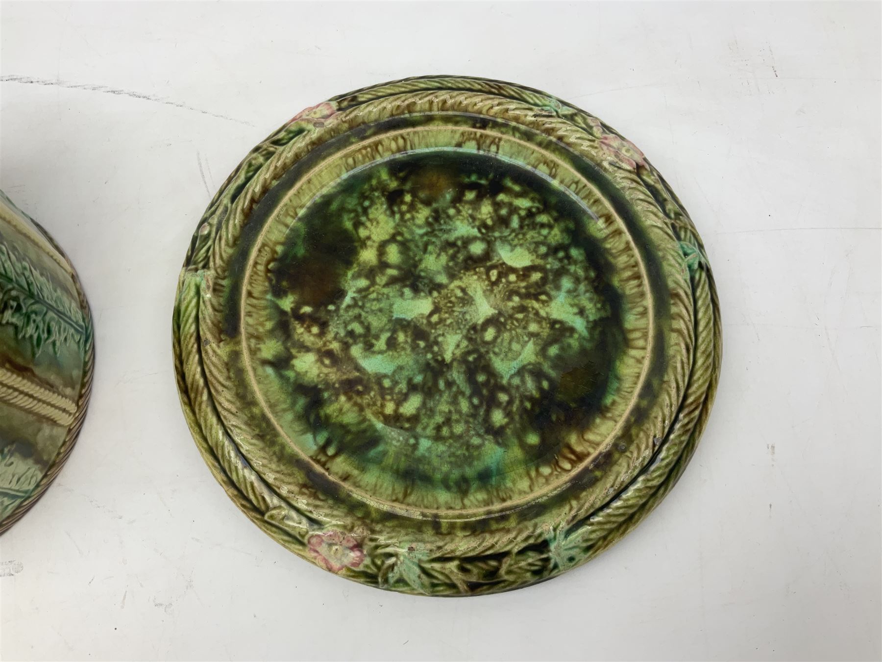 Victorian Majolica cheese dome and dish, decorated with a band of stiff leaf pattern in the Whieldon type pallet, H30cm