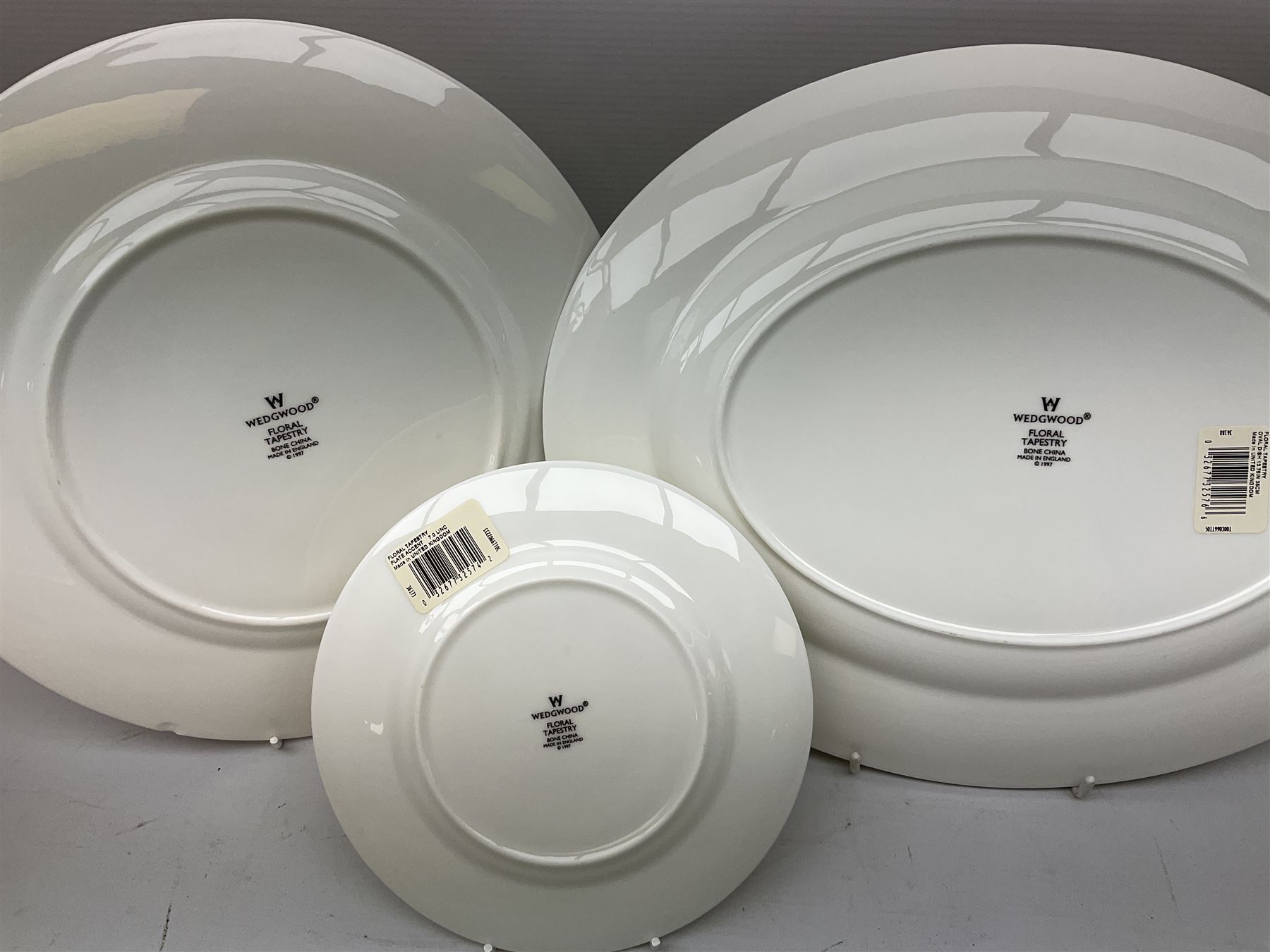 Wedgwood Floral Tapestry Pattern part tea and dinner service, including four tea cups and saucers, two coffee cans and saucers, four soup bowls, four bowls, four open tureens, meat platter etc (35)