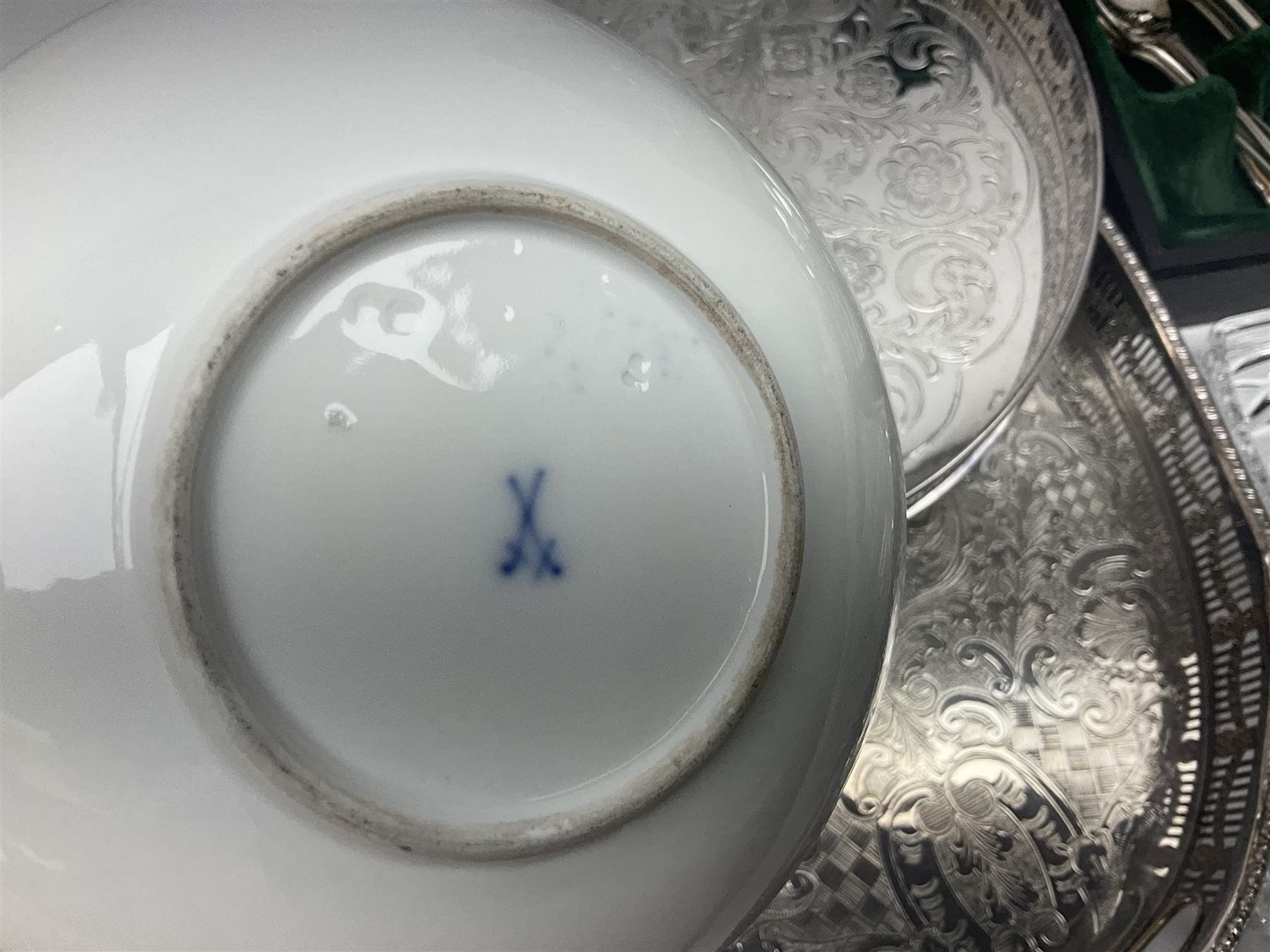 Canteen of cutlery together with Coalport basket, glass decanters and other collectables 