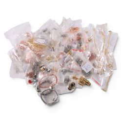 Quantity of costume jewellery, including stud earrings, pendant necklaces, bracelets and bangles etc