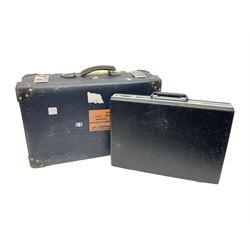 Vintage globetrotter suitcase, together 