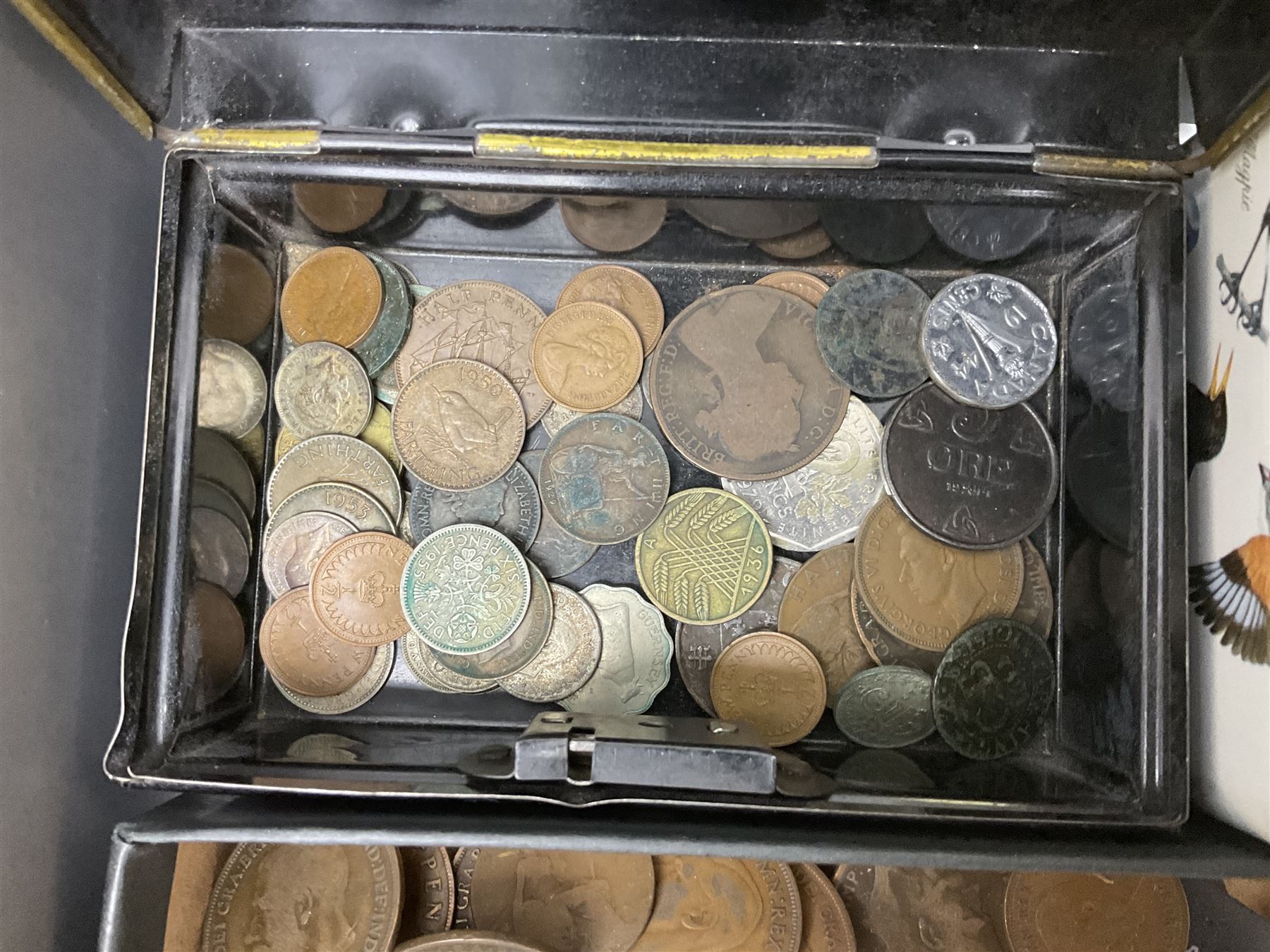 Great British and World coins and banknotes, including pre-decimal coinage, Britain's first decimal coins sets in blue folders, silver one yen coin converted into a brooch, commemorative crowns etc