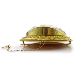 Victorian fine cameo brooch depicting Cupid and Psyche, in 18ct gold Etruscan Revival gold wirework mount, the reverse indistinctly signed Lamary, in original fitted silk and velvet lined case