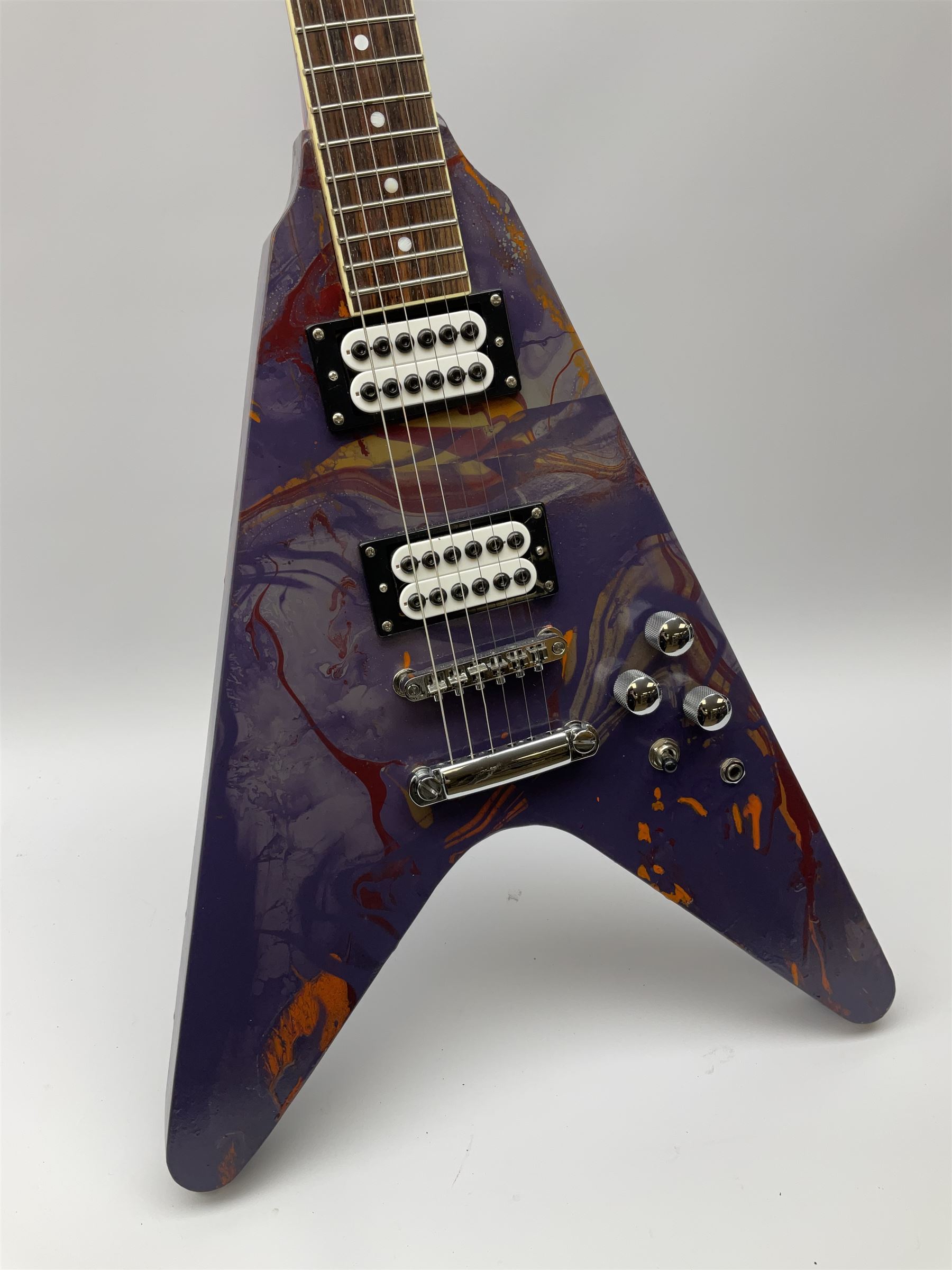 Swirl Guitars 'FlyingV' electric guitar no.1092020UK with psychedelic