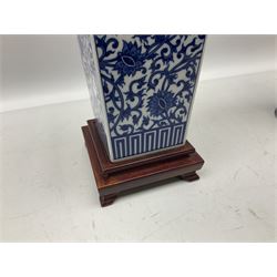 Japanese blue and white crackle glaze cylindrical vase, with character marks beneath, and blue and white table lamp with hardwood base, H44cm