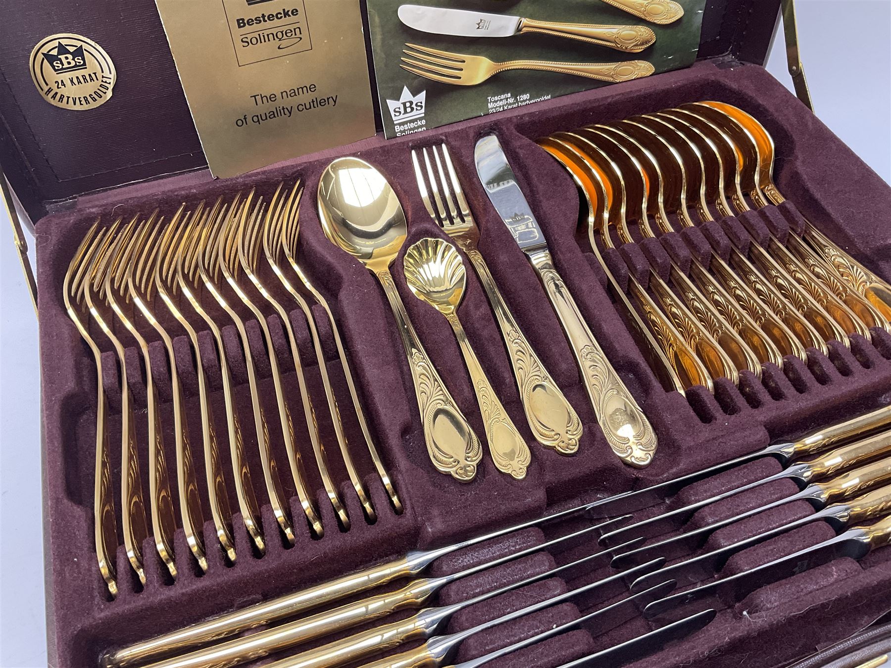 Bestecke SBS Solingen gold plated canteen of cutlery for twelve place settings 
