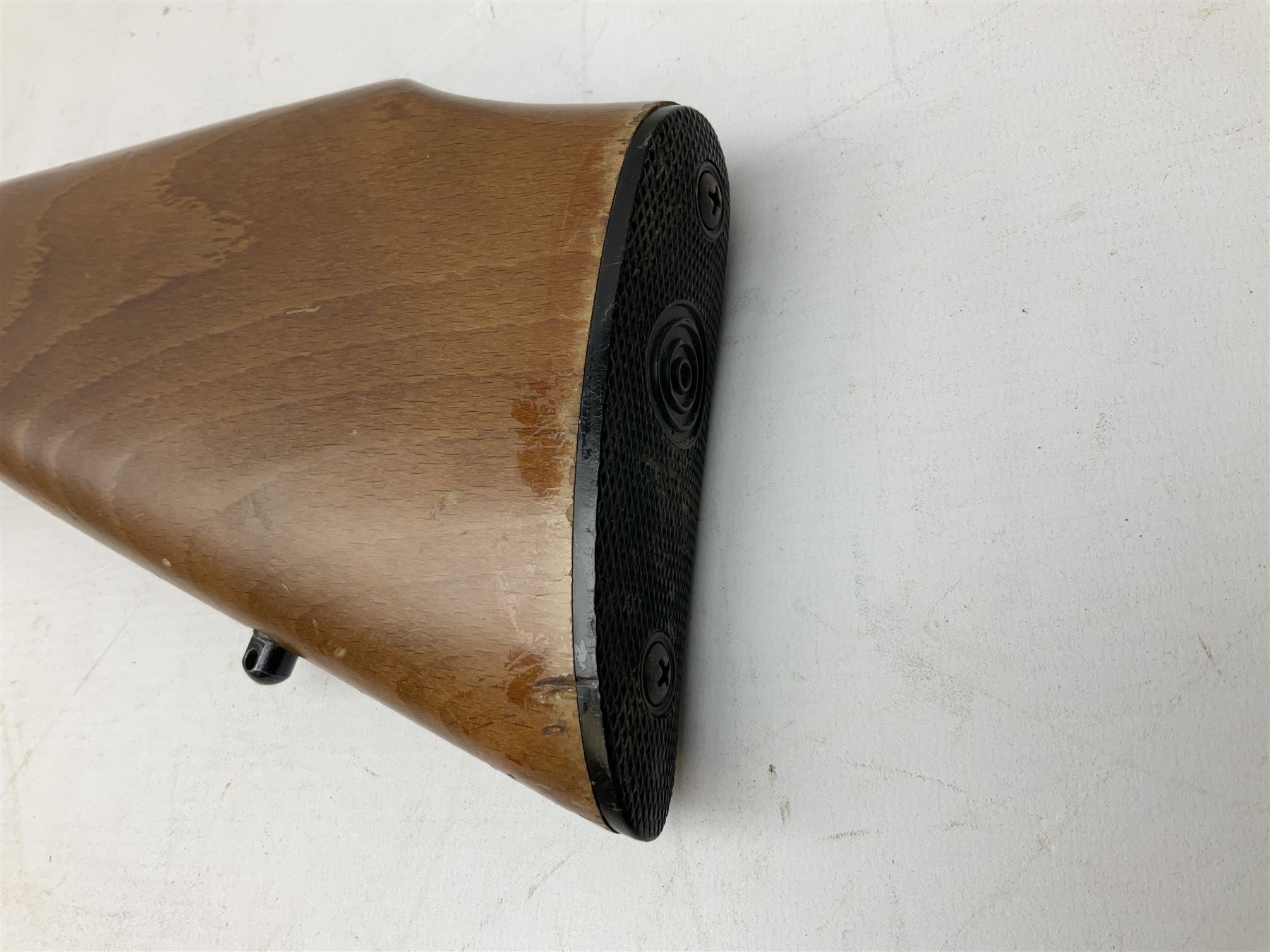 Anschutz Model 525 semi-automatic .22 rim-fire rifle, the 61cm barrel threaded for sound moderator, serial no.139278, L110cm FIREARMS CERTIFICATE REQUIRED OR RFD