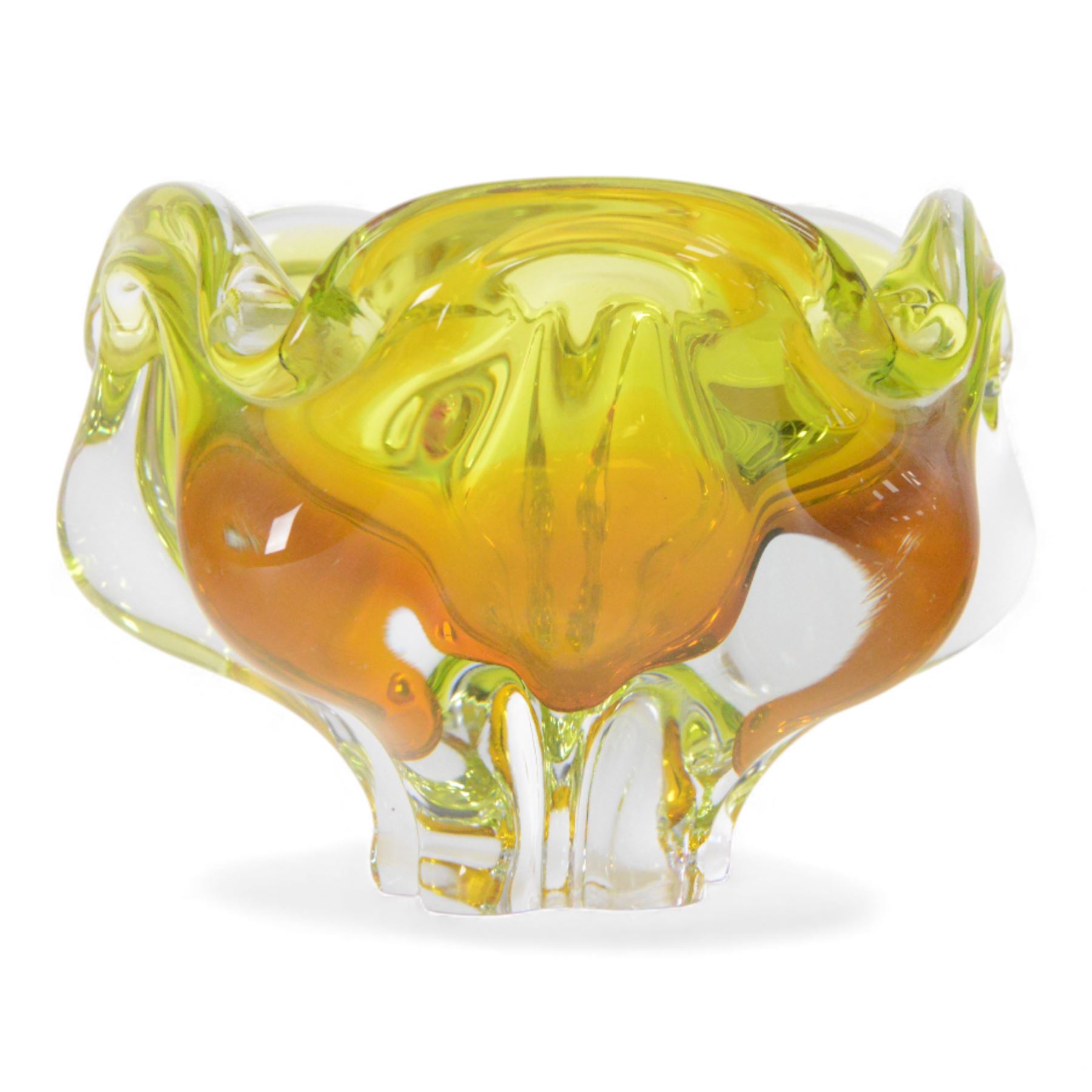 Collection of art glass, including star dish, flower example with bubble inclusions 