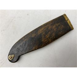 Small Celonese knife Pia Kaetta with 15cm steel blade and carved horn grip; in metal bound wooden scabbard L25.5cm overall
