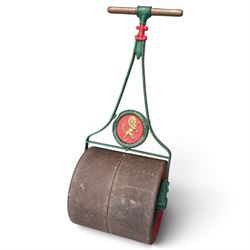 Woollons & Harwood Ltd., York - Edwardian green and red-painted cast iron garden roller, h...