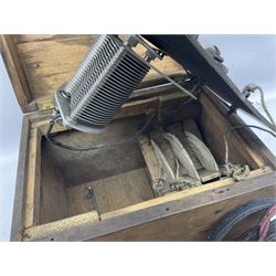 Crystal radio set, housed in pine case with headphones