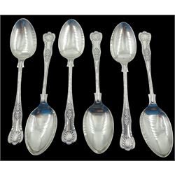 Six mid 20th century silver Kings pattern table spoons, hallmarked Viner's Ltd, Sheffield 1965, approximate weight 17.90 ozt (557 grams)