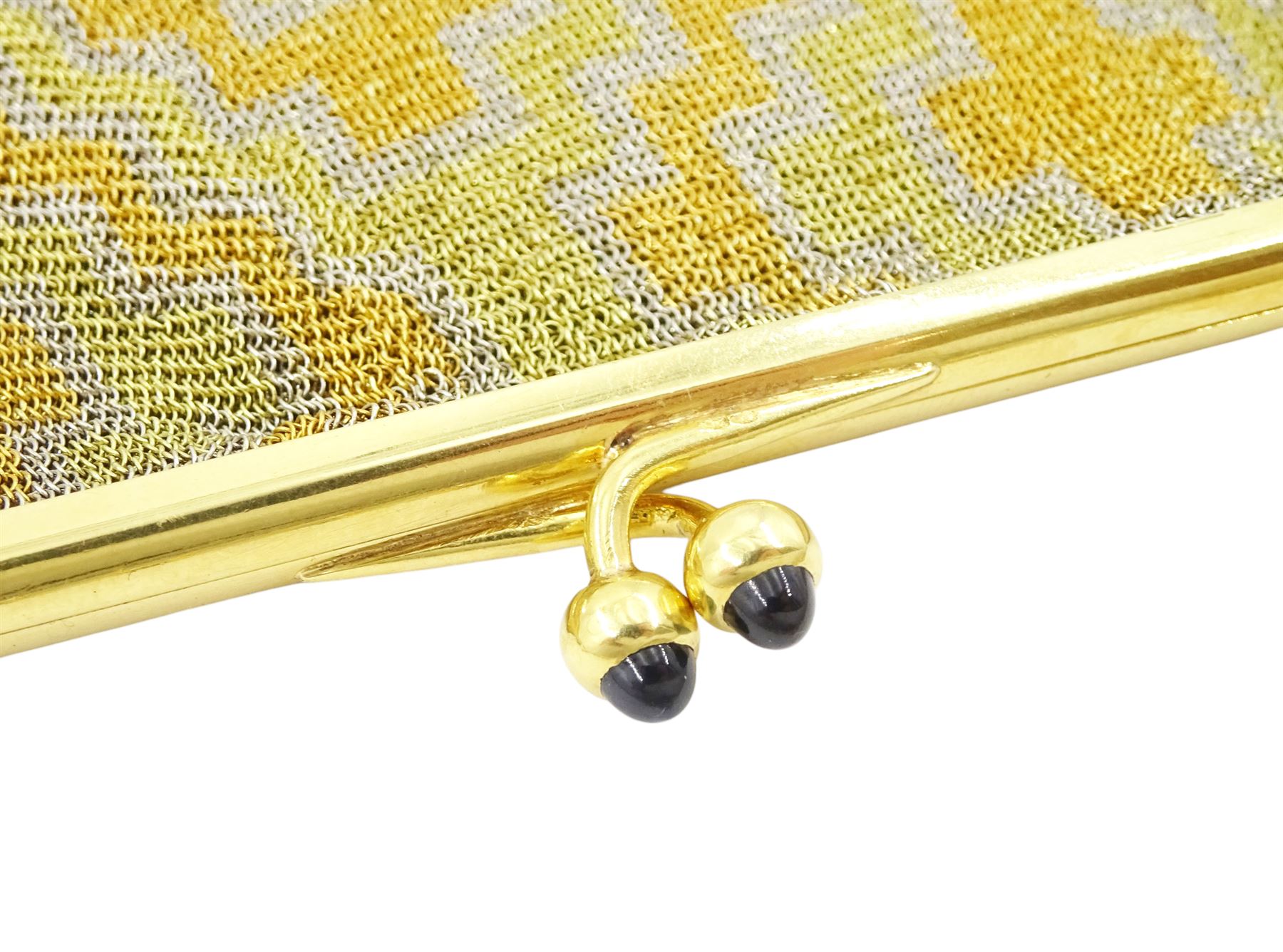 French tri-coloured gold mesh purse, with 18ct gold bar clasp and 18ct gold oval link chain, with cabochon sapphire set clasp, eagle hallmark