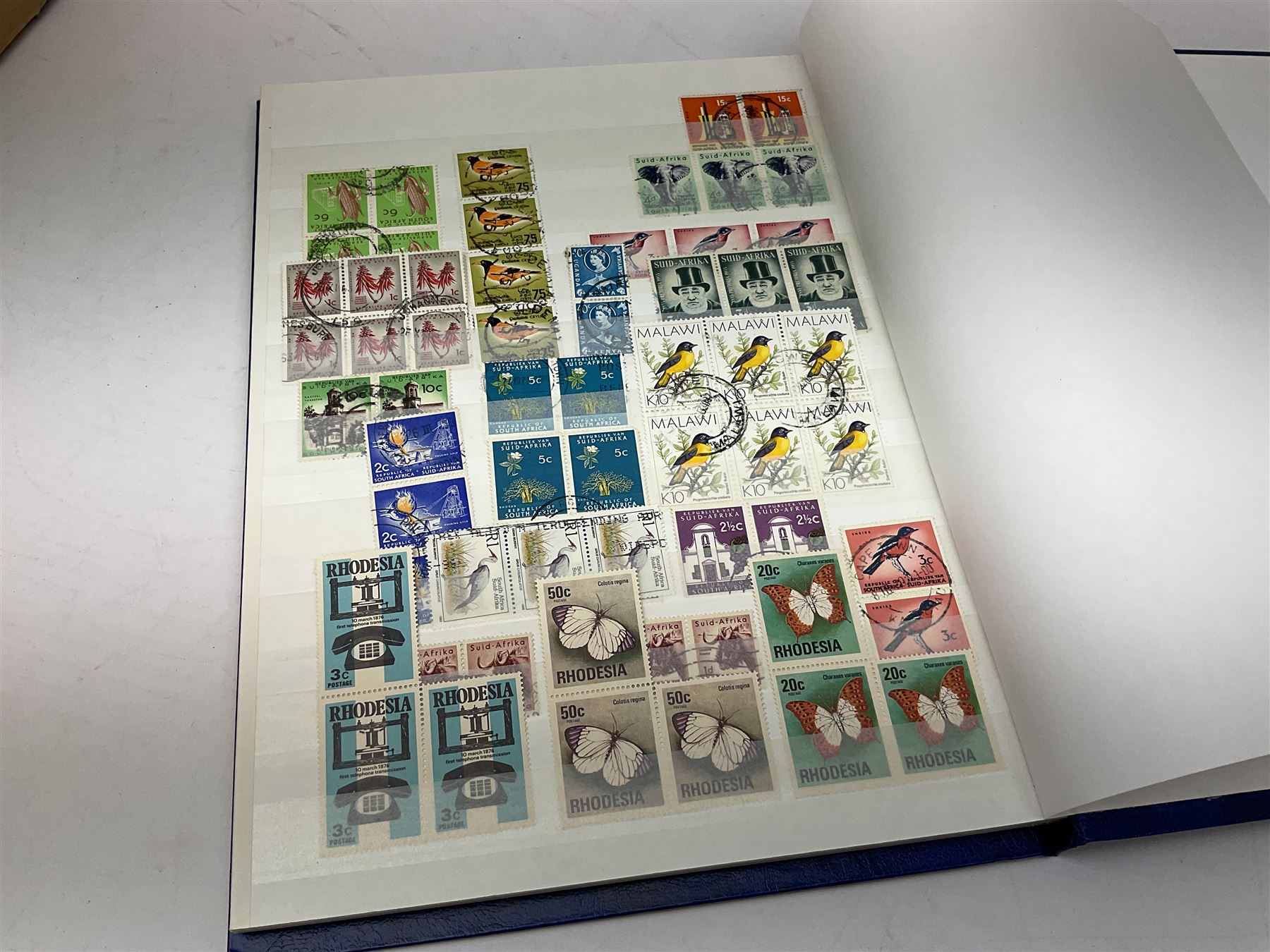 Great British and World stamps, including pre-decimal Queen Elizabeth II, Belgium, Canada, Costa Rica, Honduras, Japan etc, housed in various albums, stockbooks and loose, in one box