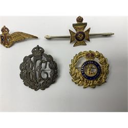 Eleven sweetheart brooches - Lovat Scouts, RFC, Durham Light Infantry, Essex Regiment, RAF, Army Cyclist Corps, ASC, Hertfordshire Regiment etc (11)