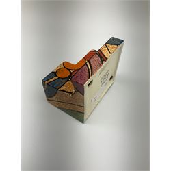 A Clarice Cliff Bizarre Cafe au lait double cube inkwell with pen tray, decorated in the Berries pattern, with printed mark to base, and shape number 462, H7cm W10cm. 