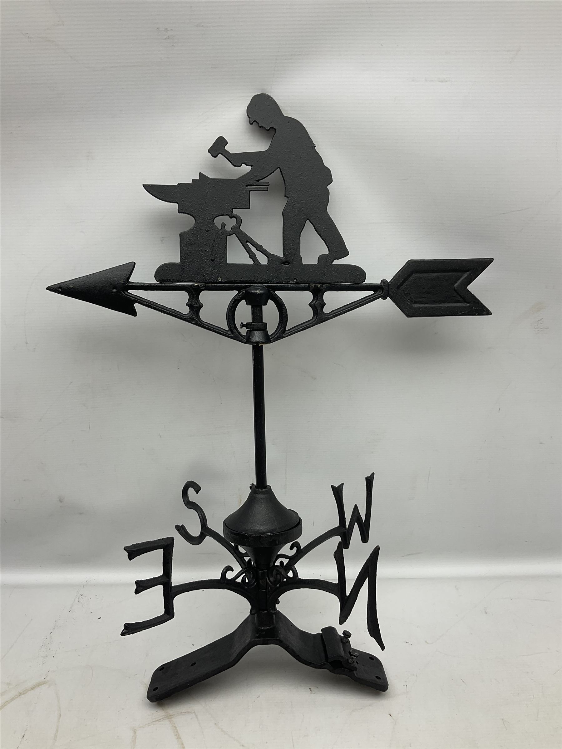 Ridge mounting weathervane with Blacksmith finial, H62 