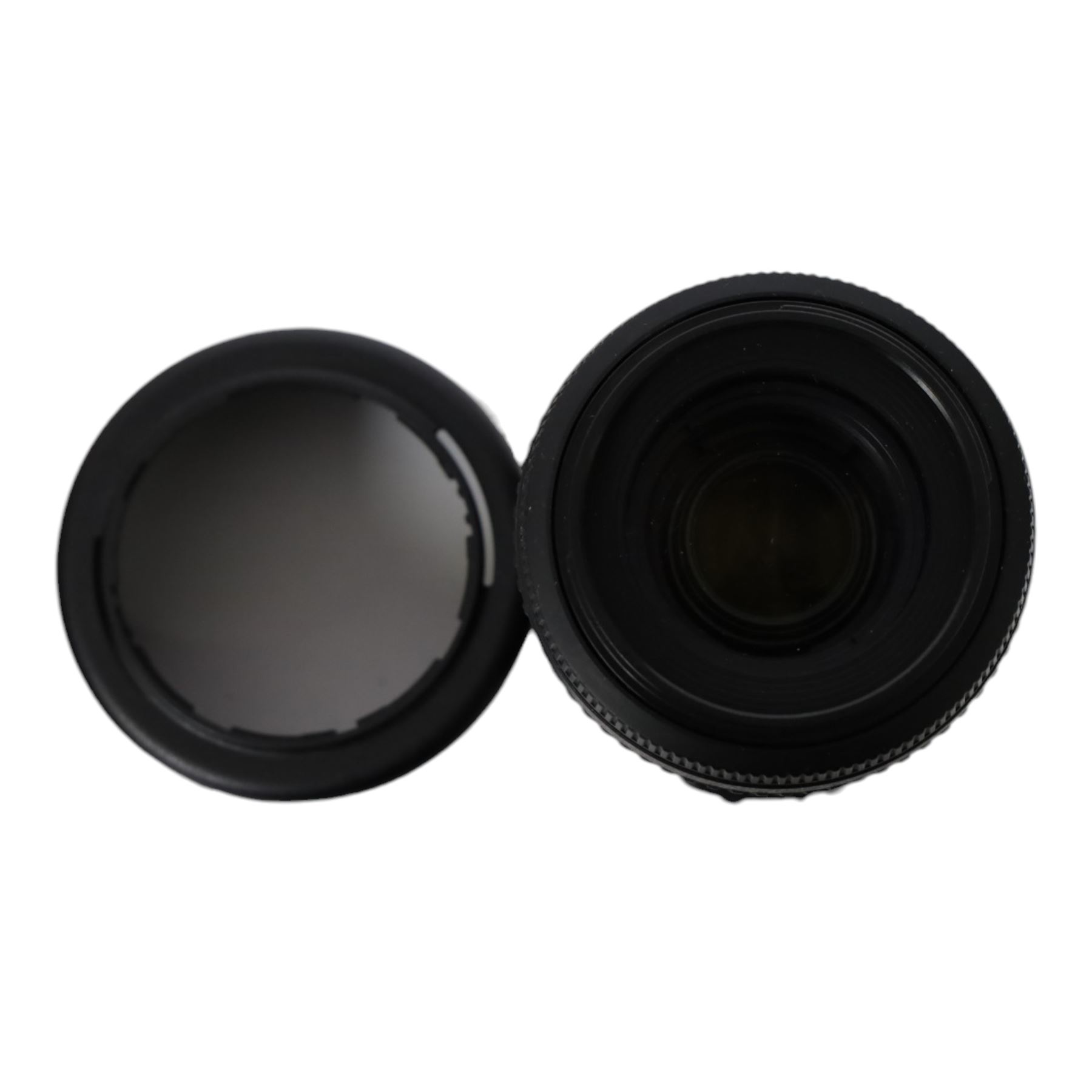 Five AF and AF-S lenses, comprising Nikon Nikkor AF-S 18-55mm 1:3.5-5.6G, Nikon Nikkor AF-S 55-200mm 1:4-5.6G ED, Nikon Nikkor 18-35mm 1:3.5-4.5G, Nikon Nikkor AF 50mm 1:1.8 D and a Tamron AF 28-75mm f/2.8 