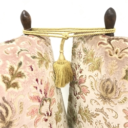 Traditional two seat Knoll style sofa, upholstered in a beige ground fabric, W163cm