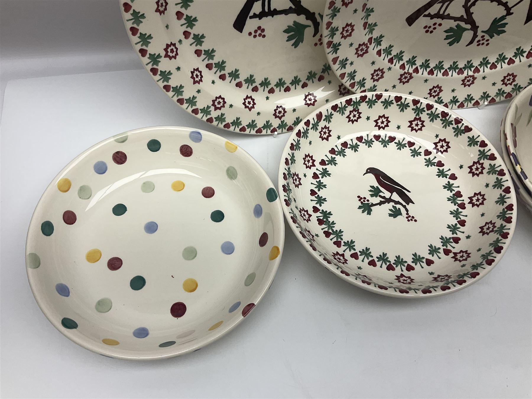 Emma Bridgewater ceramics, to include Christmas Joy Robin pattern meat platter, serving plate, bowl and two mugs, Anenome pattern jug, dinner plate, mug and three bowls, polka dot pasta bowl and two Wallflower pattern pasta bowls, largest D33.5cm